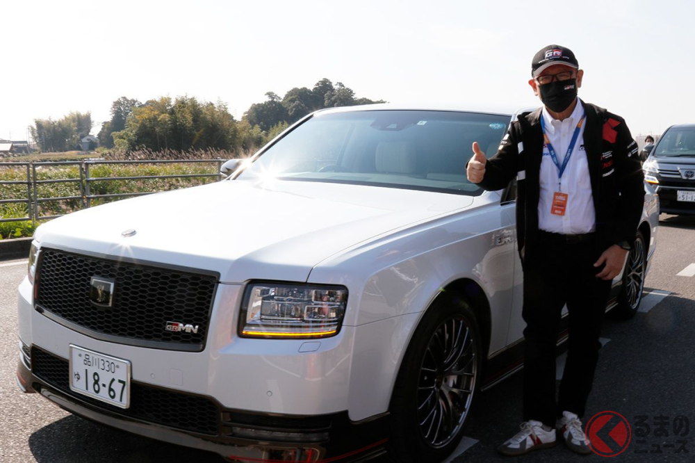 Toyota Century GRMN với đúng 2 chiếc xuất xưởng trên toàn thế giới của sếp tổng Toyota tái xuất