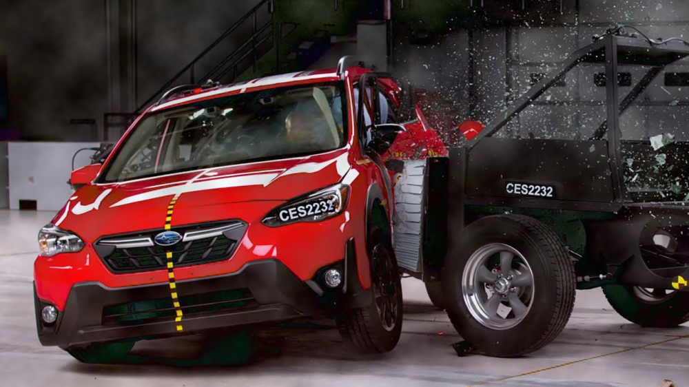 Subaru Crosstrek 2022-2023 bị đánh giá Kém trong thử nghiệm va chạm bên sườn mới của IIHS Subaru Crosstrek 2022-2023 bị đánh giá Kém trong thử nghiệm va chạm bên sườn mới của IIHS