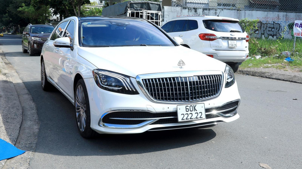 Giá trị của chiếc xe Mercedes-Maybach S450 4Matic này sẽ tăng cao sau khi đeo biển ngũ quý 2
