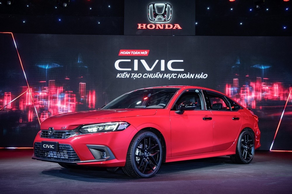  Giá xe Honda Civic nằm trong khoảng từ 730 - 870 triệu đồng.