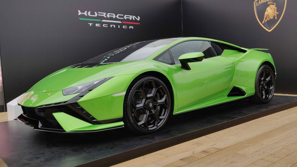 Lamborghini Huracan Tecnica được trang bị nắp ca-pô bằng sợi carbon Lamborghini Huracan Tecnica được trang bị nắp ca-pô bằng sợi carbon