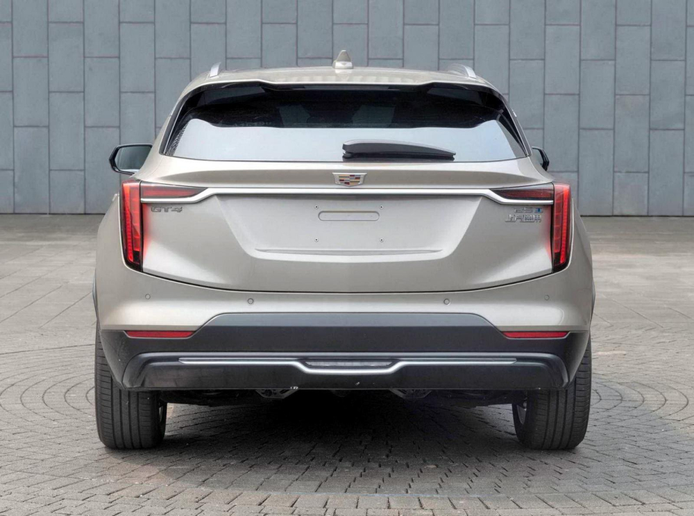 Thiết kế của Cadillac GT4 2023 phiên bản Luxury Thiết kế của Cadillac GT4 2023 phiên bản Luxury