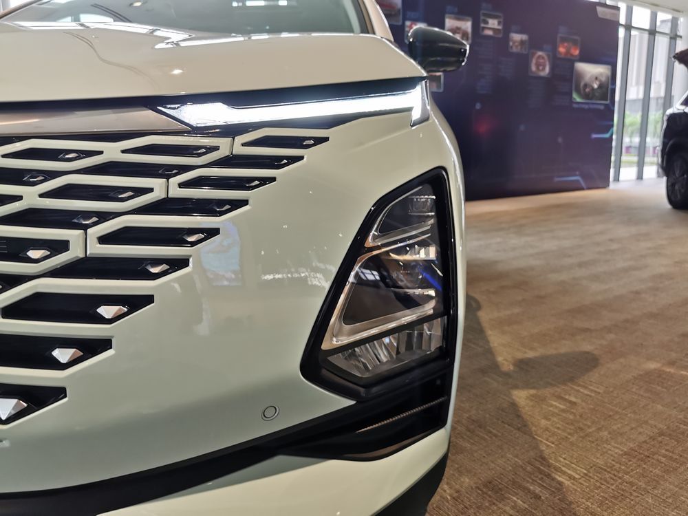 Hệ thống đ&egrave;n 2 tầng của Chery OMODA 5 