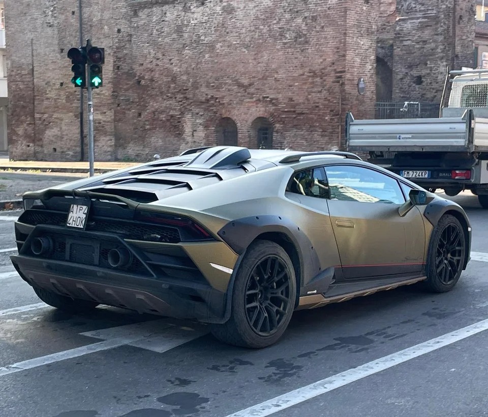 Lamborghini Huracan Sterrato Lamborghini Huracan Sterrato