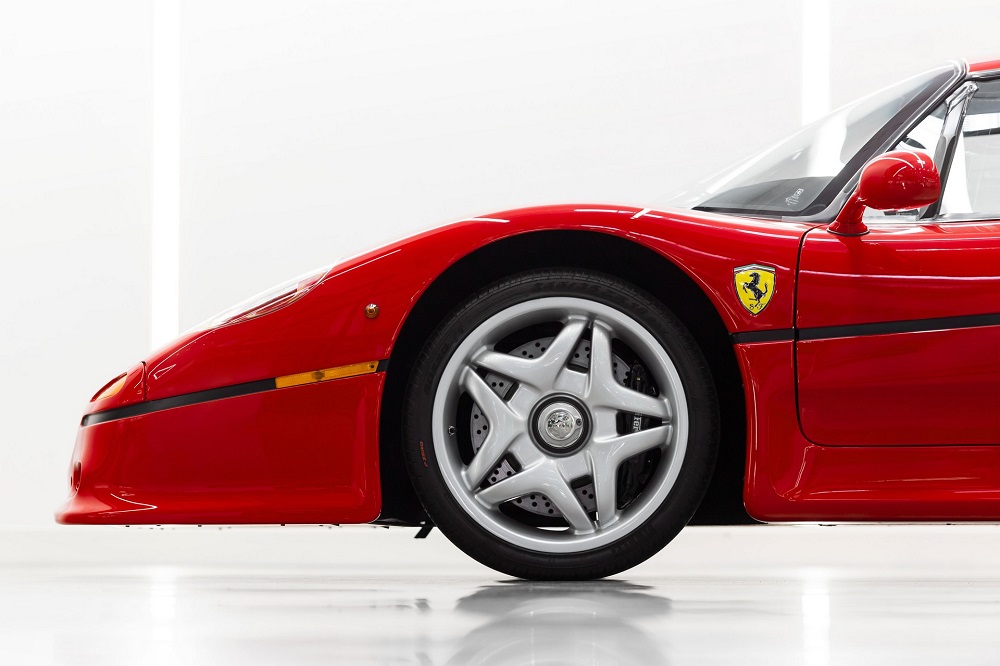 Chiếc Ferrari F50 này được xác nhận là chưa từng thay động cơ, hộp số và sơn ngoại thất Chiếc Ferrari F50 này được xác nhận là chưa từng thay động cơ, hộp số và sơn ngoại thất