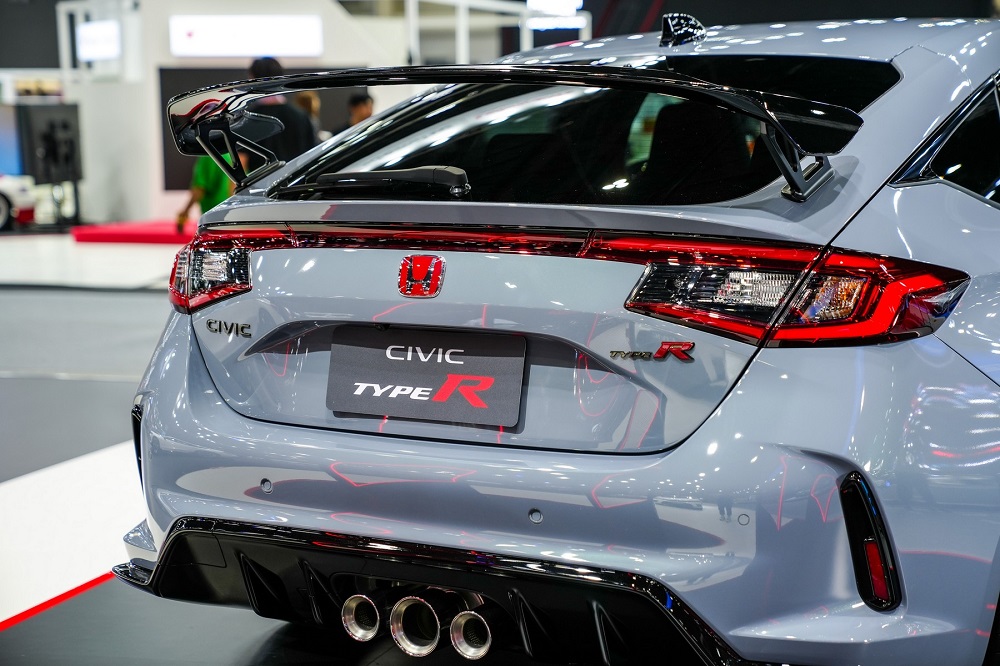 Honda Civic Type R 2023 nhìn từ phía sau