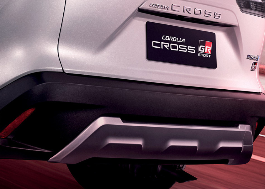 Ốp dưới cản sau của Toyota Corolla Cross GR Sport 2023 Ốp dưới cản sau của Toyota Corolla Cross GR Sport 2023