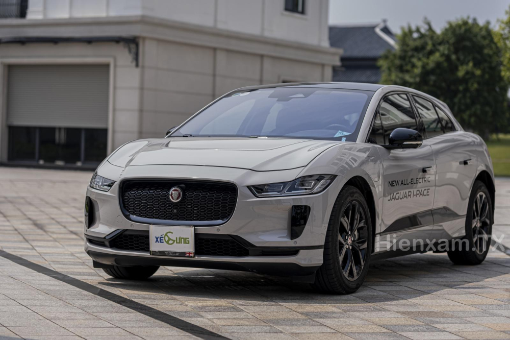 Một số chi tiết nhỏ nhưng quen thuộc trên Jaguar i-Pace