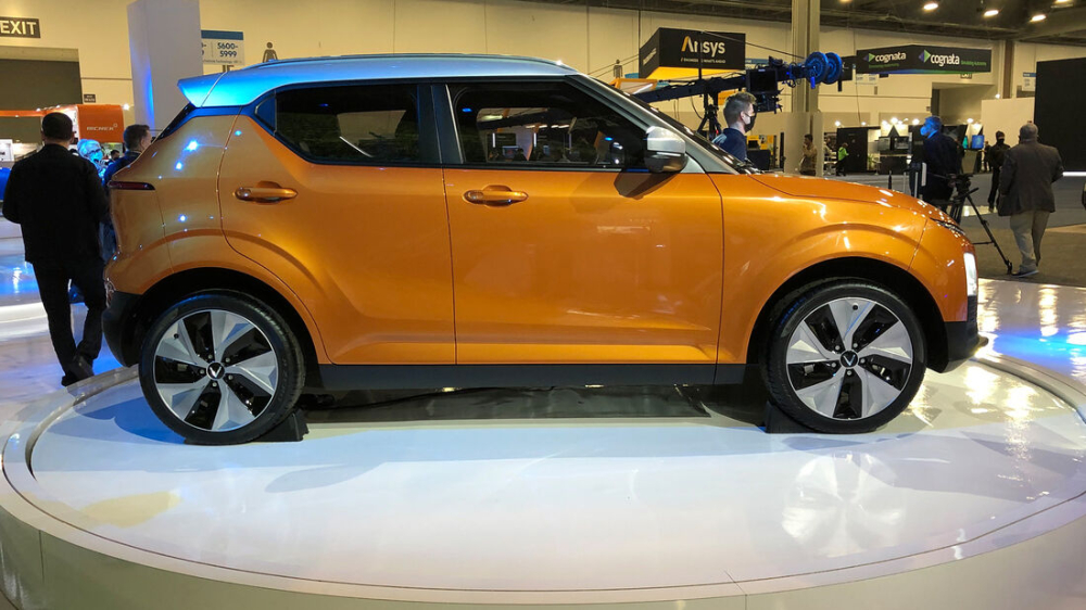 V&agrave;nh la-zăng của VinFast VF5 phi&ecirc;n bản concept ra mắt trong triển l&atilde;m CES 2022