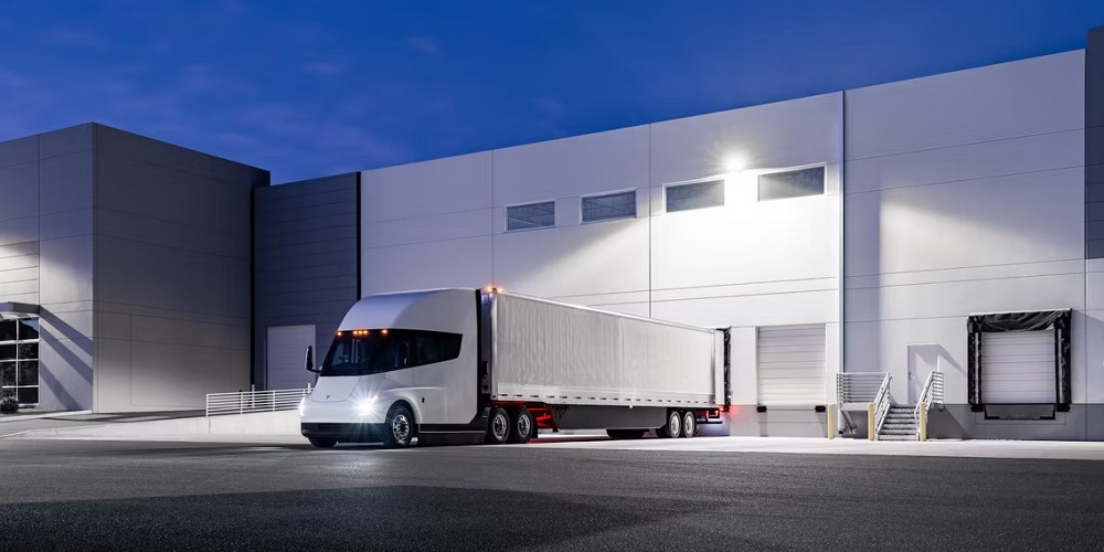 Những chiếc Tesla Semi đầu tiên được giao cho PepsiCo Những chiếc Tesla Semi đầu tiên được giao cho PepsiCo