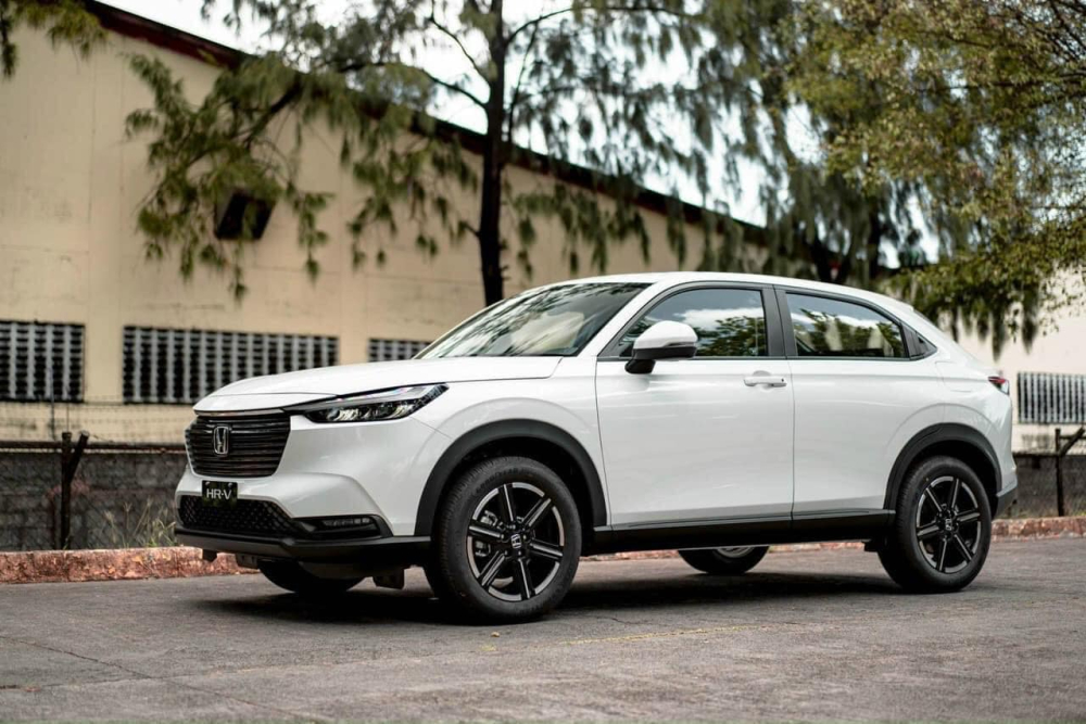Honda HR-V G không có ghế và vô lăng bọc da như 2 bản còn lại