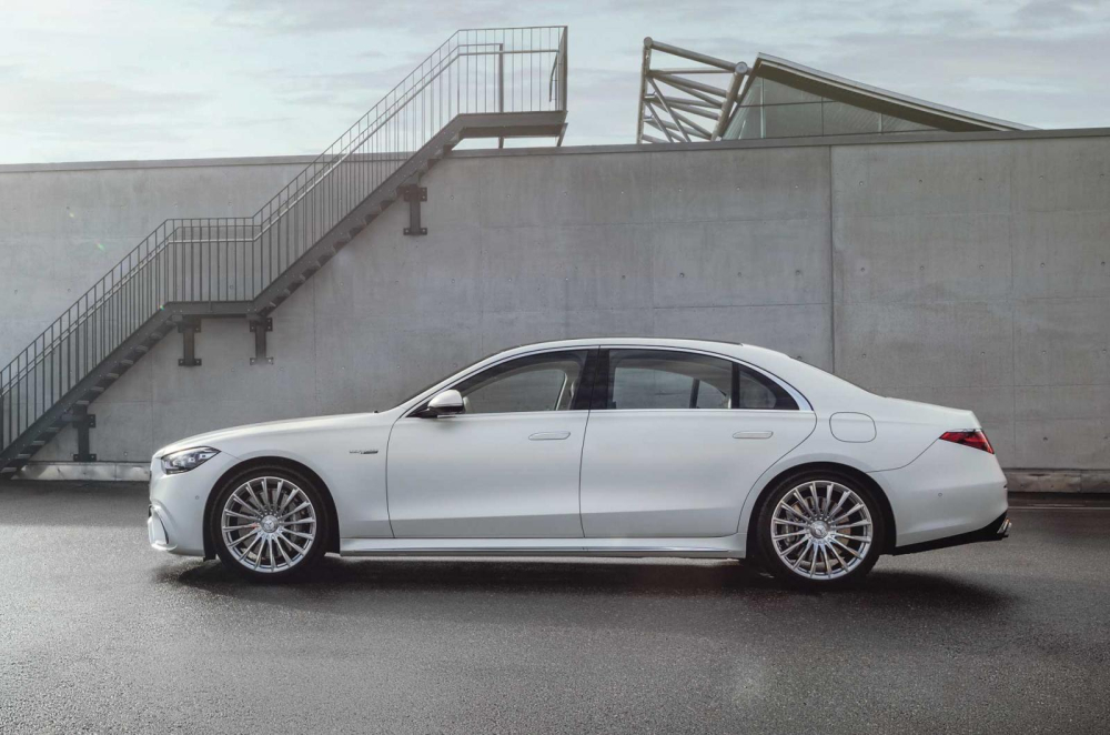 Mercedes-AMG S63 E Performance 2024 chắc chắn có giá không rẻ Mercedes-AMG S63 E Performance 2024 chắc chắn có giá không rẻ