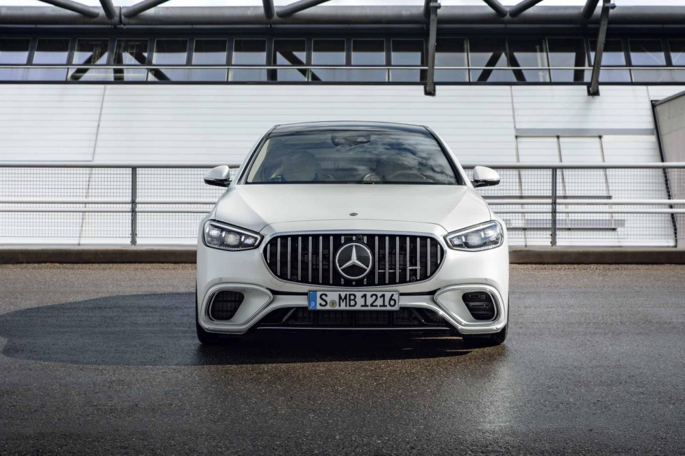Mercedes-AMG S63 E Performance 2024 sở hữu lưới tản nhiệt Panamericana Mercedes-AMG S63 E Performance 2024 sở hữu lưới tản nhiệt Panamericana