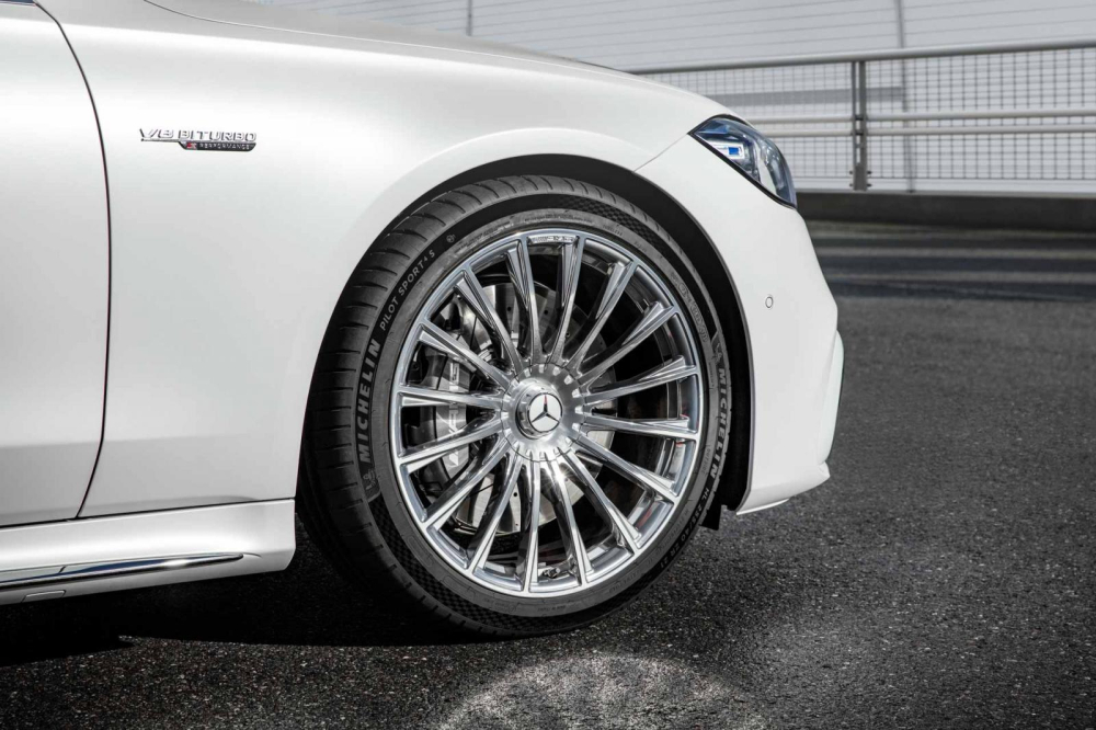 Vành hợp kim cỡ lớn của Mercedes-AMG S63 E Performance 2024 Vành hợp kim cỡ lớn của Mercedes-AMG S63 E Performance 2024