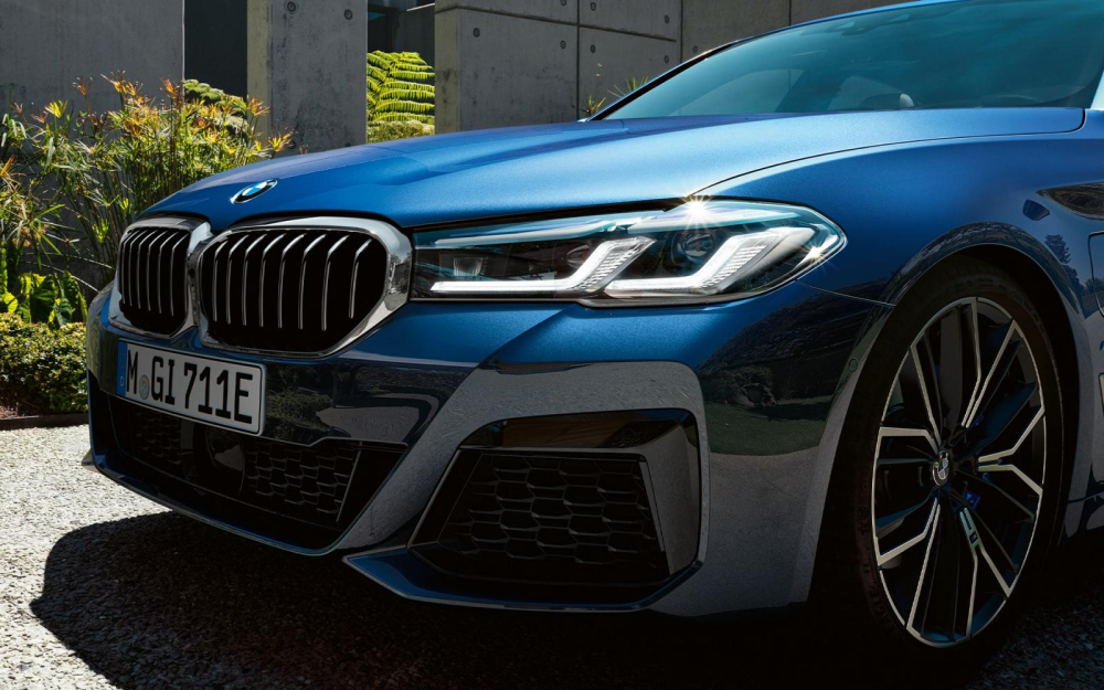 BMW 5-Series lắp ráp BMW 5-Series lắp ráp