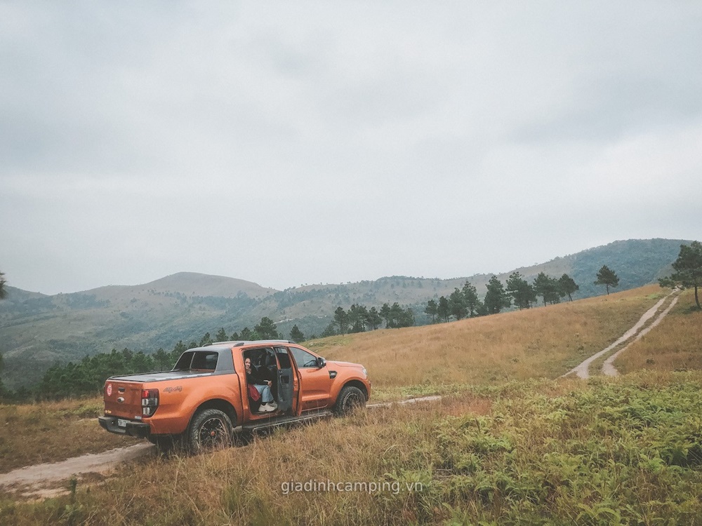 Ford Ranger cũng c&oacute; những điểm hạn chế nhất định như ồn, h&agrave;ng ghế thứ 2 kh&ocirc;ng thoải m&aacute;i.