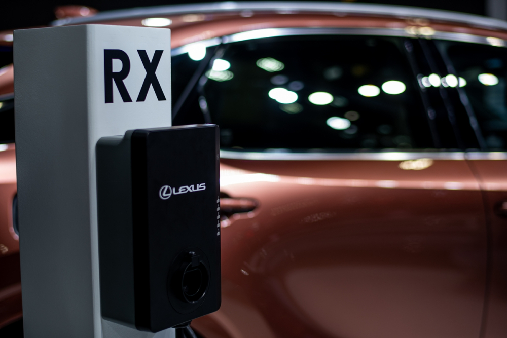 Trụ sạc dành cho Lexus RX 450h+ 2023
