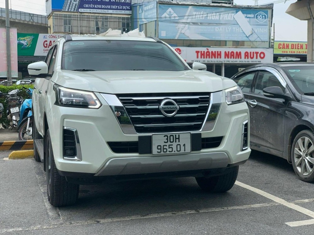 Nissan Terra phiên bản mới đã xuất hiện tại một đại lý ở Việt Nam vào hồi tháng 10/2022