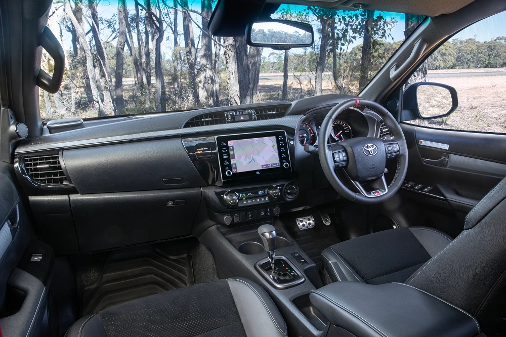 Nội thất của Toyota Hilux GR Sport 2023 Nội thất của Toyota Hilux GR Sport 2023