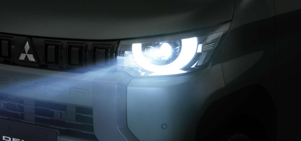 Đèn pha LED thích ứng của Mitsubishi Delica Mini Đèn pha LED thích ứng của Mitsubishi Delica Mini