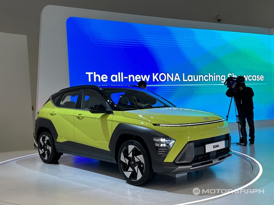 Hyundai Kona 2024 c&oacute; những đường dập g&acirc;n nổi bật tr&ecirc;n sườn xe
