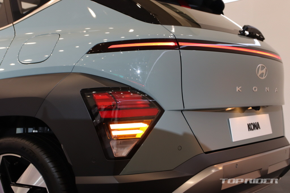 Hyundai Kona 2024 c&oacute; 2 t&ugrave;y chọn động cơ