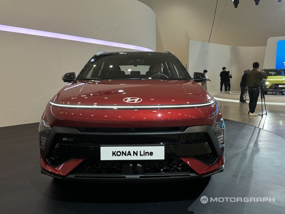 Hyundai Kona 2024 c&oacute; cả động cơ tăng &aacute;p 1.6L