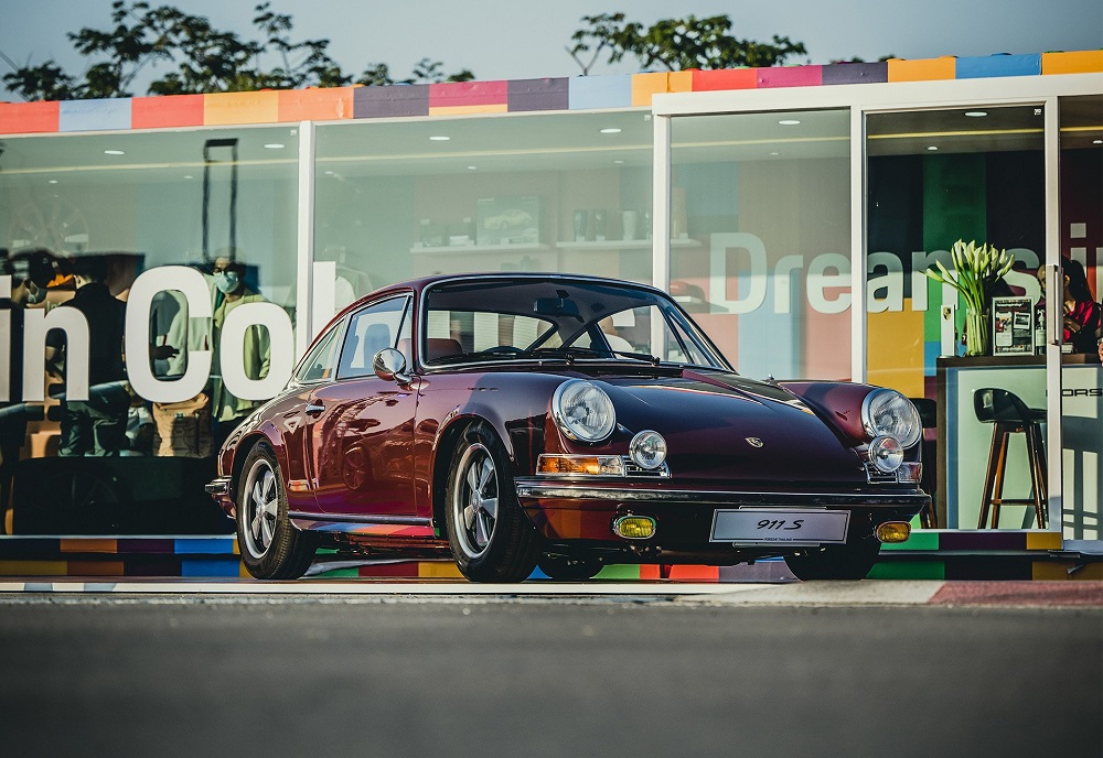 Mãn nhãn với dàn xe Porsche đủ màu sắc tụ họp tại Thái Lan