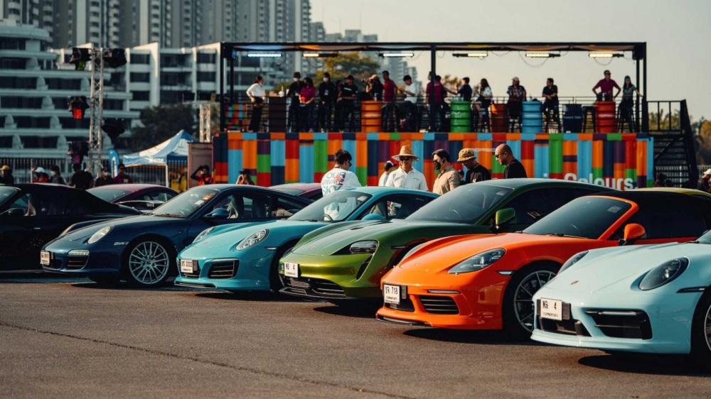 Mãn nhãn với dàn xe Porsche đủ màu sắc tụ họp tại Thái Lan