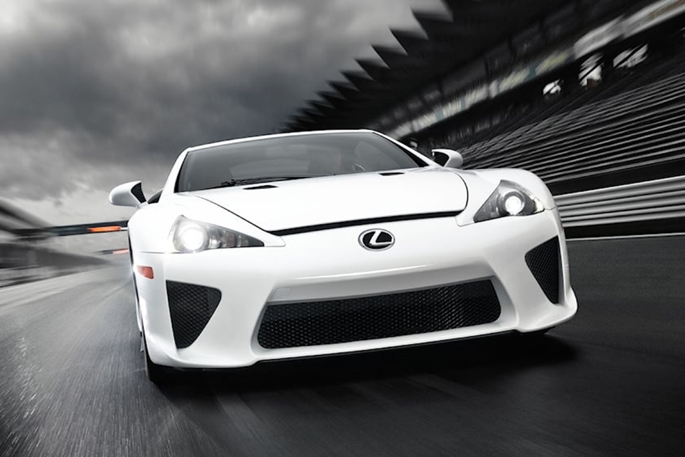 Lexus LFA cho c&ocirc;ng suất cực đại 533 m&atilde; lực