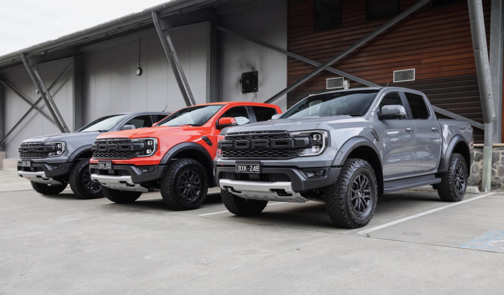 M&agrave;u x&aacute;m Conquer Grey của Ford Ranger Raptor ở &Uacute;c