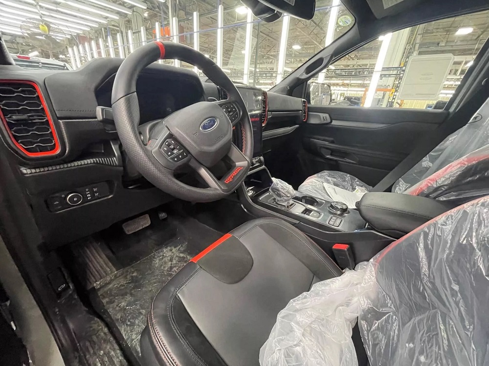 Nội thất của Ford Ranger Raptor 2024 tại Mỹ