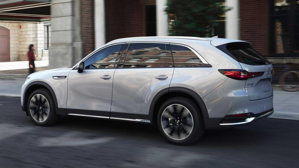 CX-90 hứa hẹn l&agrave; xe c&oacute; k&iacute;ch thước lớn nhất của Mazda