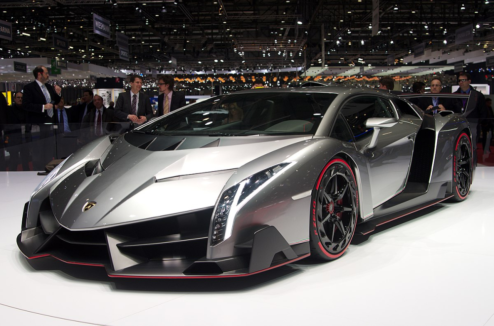 V&agrave; Lamborghini Veneno h&agrave;ng xịn