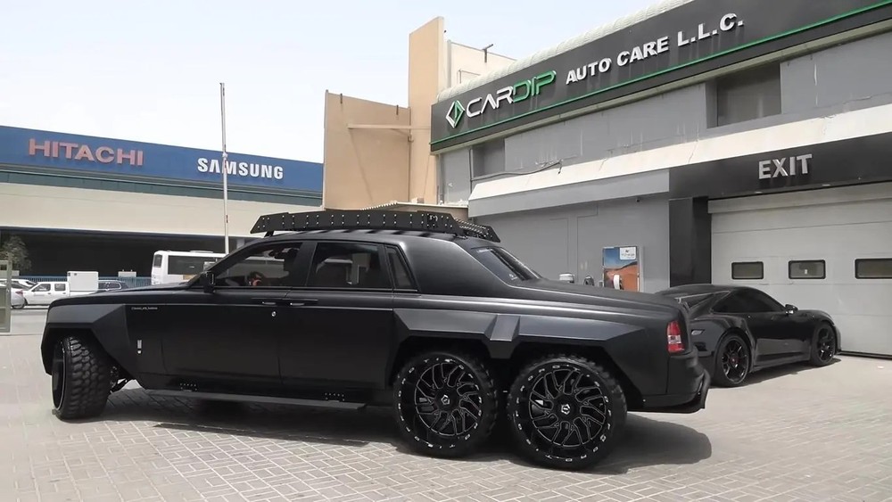 Còn đây là bản độ Rolls-Royce Phantom 6x6 Còn đây là bản độ Rolls-Royce Phantom 6x6