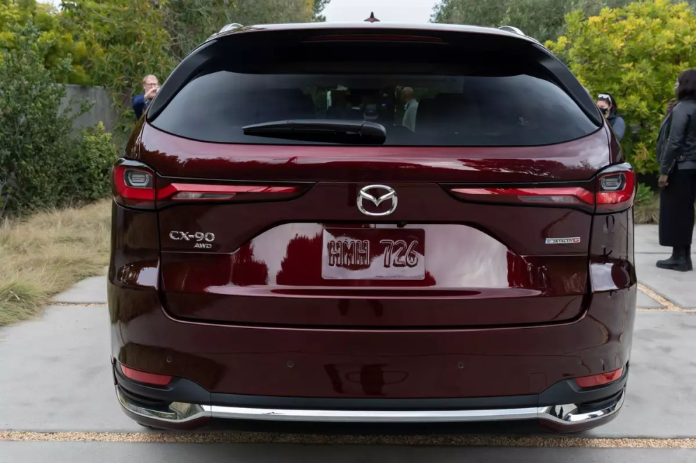 Mazda CX-90 2024 màu đỏ cao cấp Mazda CX-90 2024 màu đỏ cao cấp