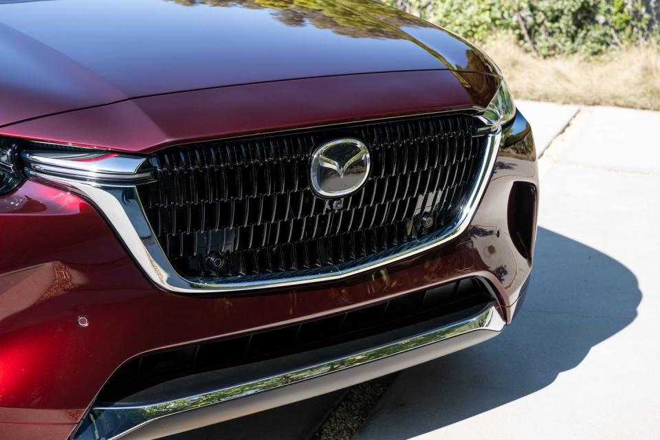 Lưới tản nhiệt của Mazda CX-90 2024 Lưới tản nhiệt của Mazda CX-90 2024