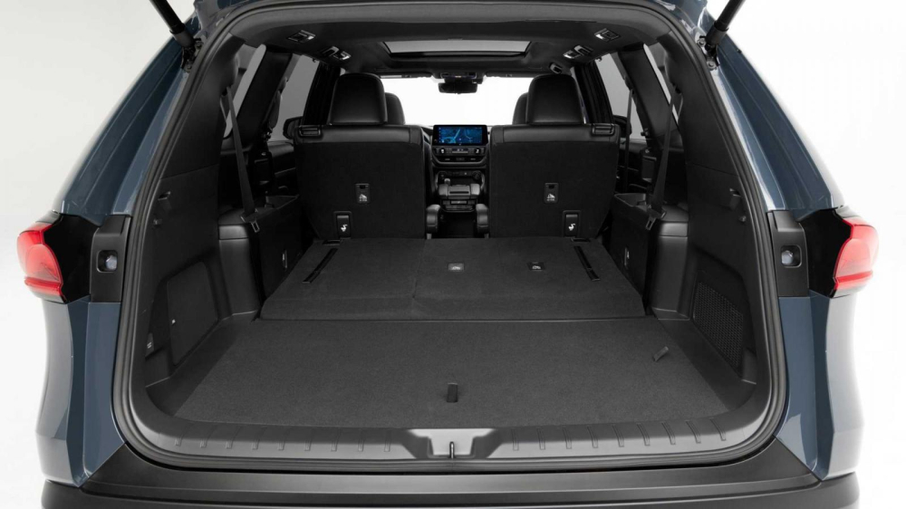 Khoang hành lý rộng rãi của Toyota Grand Highlander 2024 Khoang hành lý rộng rãi của Toyota Grand Highlander 2024