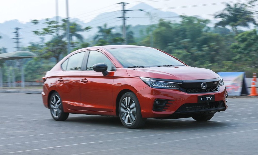 Sức bán của Honda City tăng trưởng mạnh, doanh số có sự cải thiện rõ ràng sau khi nâng cấp lên thế hệ mới. Sức bán của Honda City tăng trưởng mạnh, doanh số có sự cải thiện rõ ràng sau khi nâng cấp lên thế hệ mới.