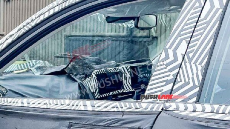 Nội thất của Hyundai Accent 2023 trên đường chạy thử