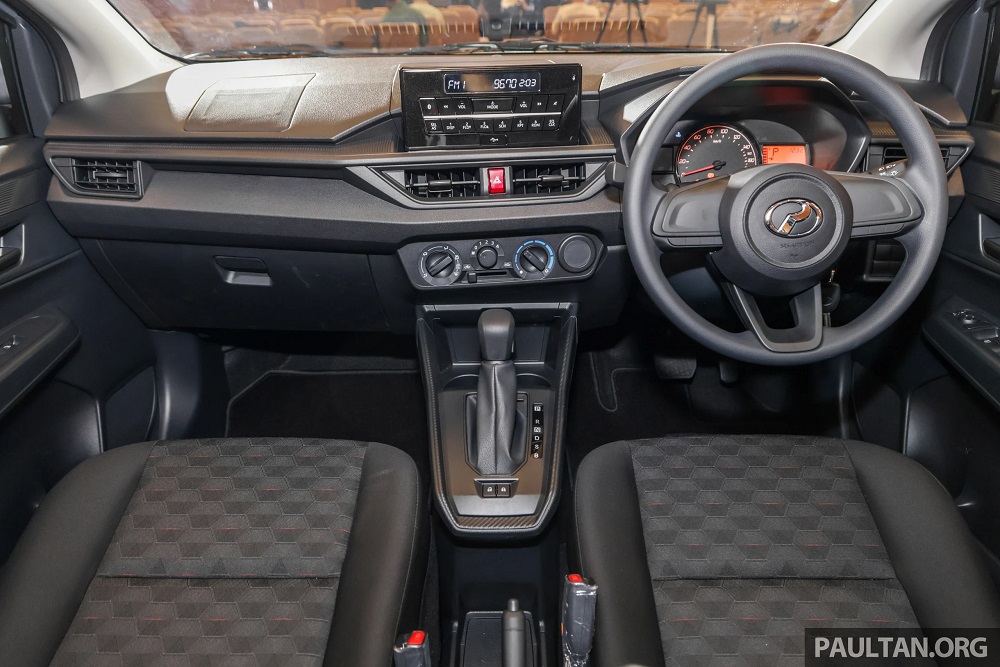 Nội thất của Perodua Axia 2023 bản G tiêu chuẩn Nội thất của Perodua Axia 2023 bản G tiêu chuẩn