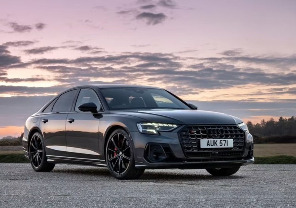 Audi S8
