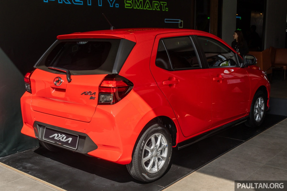 Thiết kế phía sau của Perodua Axia 2023 giống hệt Toyota Wigo mới