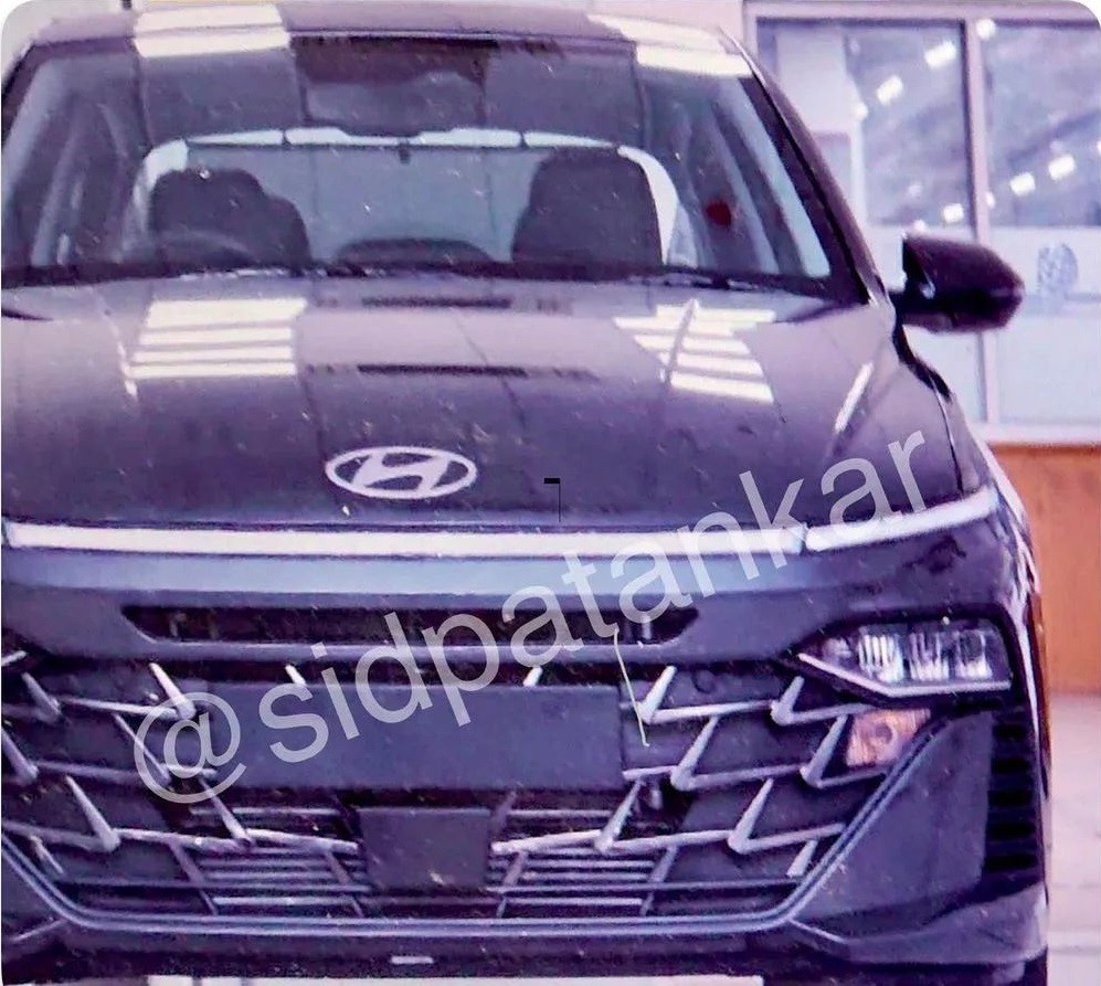 H&igrave;nh ảnh r&ograve; rỉ cho thấy thiết kế đầu xe của Hyundai Accent 2023