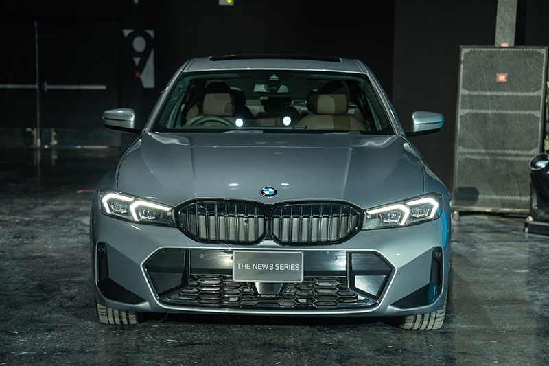 BMW 3-Series Gran Sedan 2023 được bổ sung đầu xe mới BMW 3-Series Gran Sedan 2023 được bổ sung đầu xe mới