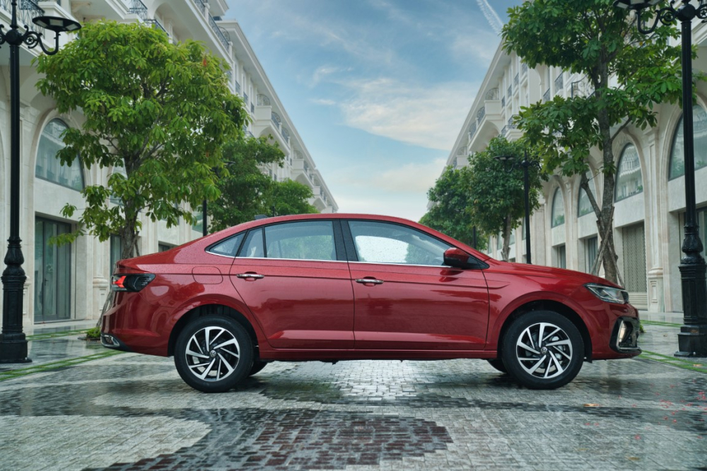 Volkswagen Virtus 2023 nhìn ngang Volkswagen Virtus 2023 nhìn ngang