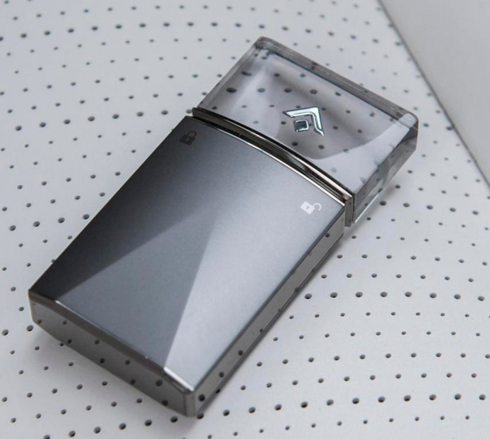 Ch&igrave;a kh&oacute;a th&ocirc;ng minh của GAC Aion Hyper GT