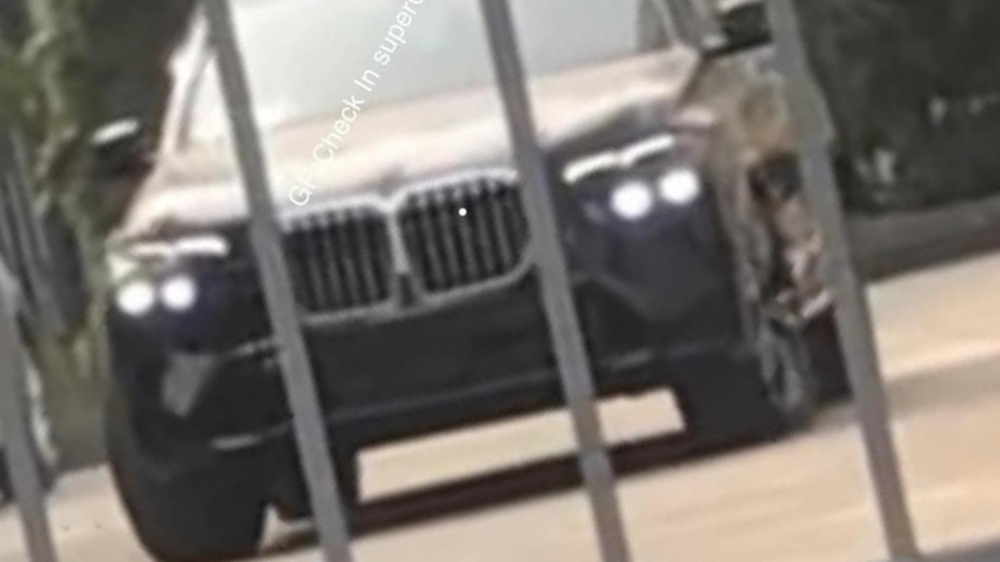 BMW X7 mà Trấn Thành từng sở hữu đã có bản nâng cấp mới nhất về Việt Nam, màn hình quá riêng tư cho khách xem phim BMW X7 mà Trấn Thành từng sở hữu đã có bản nâng cấp mới nhất về Việt Nam, màn hình quá riêng tư cho khách xem phim