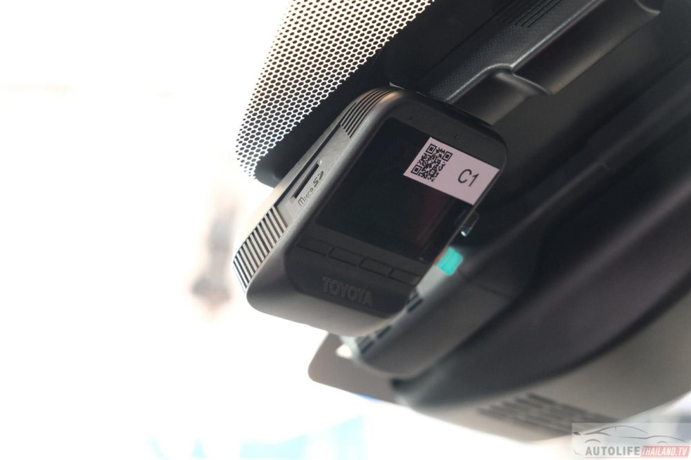 Toyota Yaris 1.2 Premium S CVT 2023 có camera hành trình phía trước