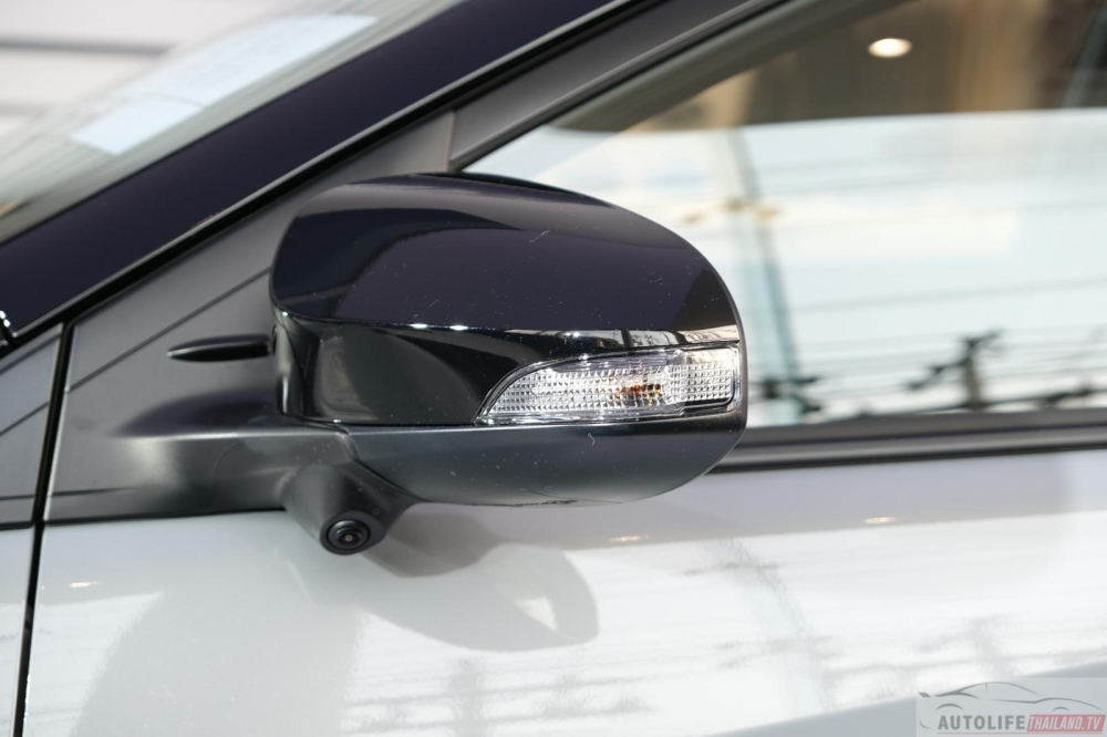 Gương chiếu hậu của Toyota Yaris 1.2 Premium S CVT 2023
